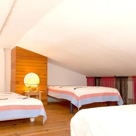 Porticcio Seaside Retreat: 2-bedroom With Shared Pool * Porticcio (Corsica)
