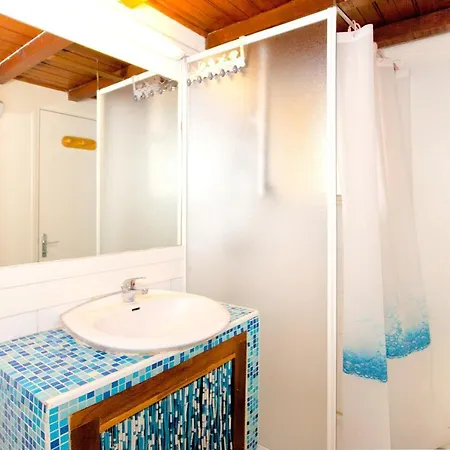 Avec Piscine A - 32 M² *