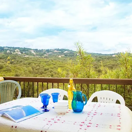 Avec Piscine A - 32 M² דירה